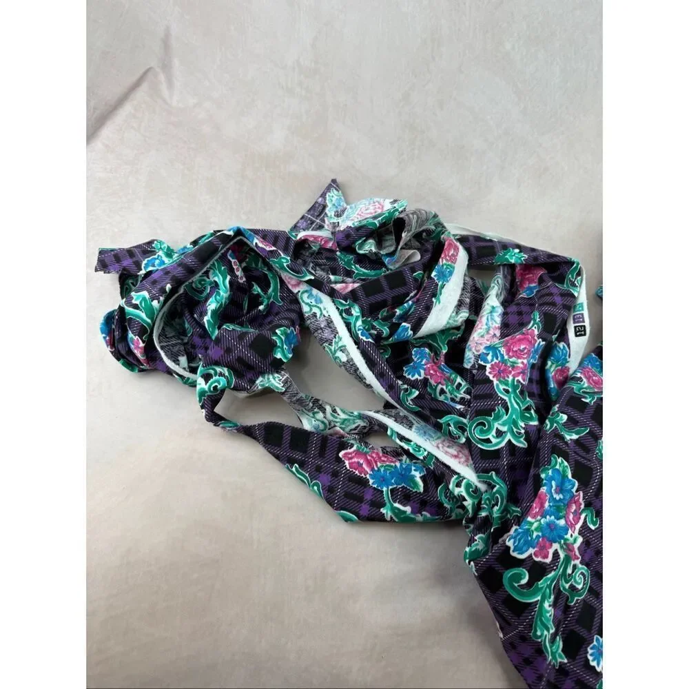 Vintage Fabric Scrap Lot 23x24” + Scraps Floral Plaid Purple